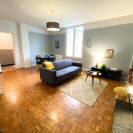 Apartment Le 107 - - Chu - La Conciergerie. *