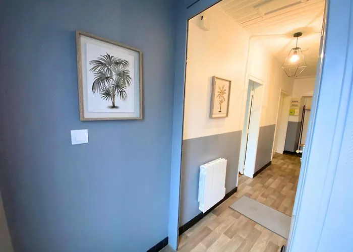 Le 107 - - Chu - La Conciergerie.