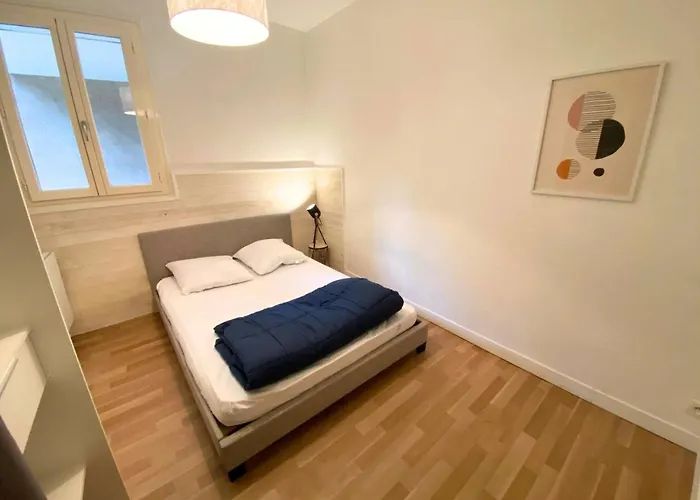 Apartment Le 107 - - Chu - La Conciergerie. Poitiers